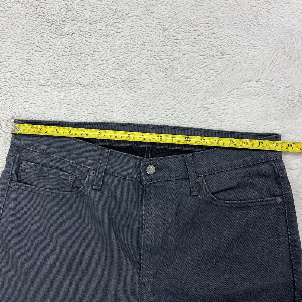 Levi's | 513 • Slim Fit • Straight Leg | Size 36x32 - Picture 10 of 16